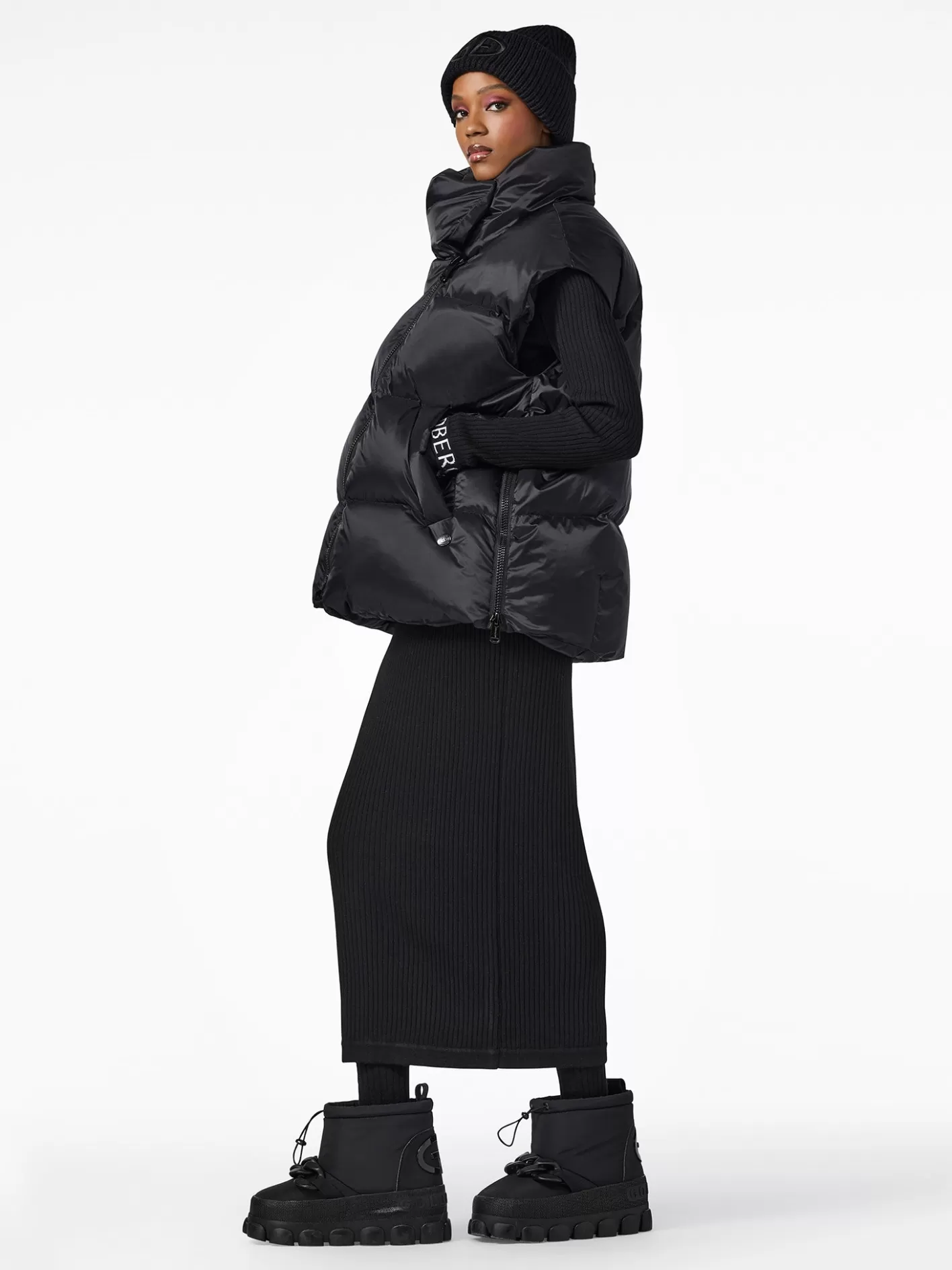 cache_bodywarmer_4-1.webp Goldbergh CACHE Bodywarmer black New