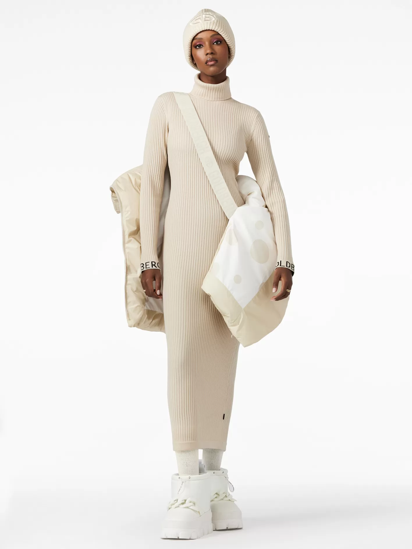 cache_bodywarmer_4.webp Goldbergh CACHE Bodywarmer champagne Hot