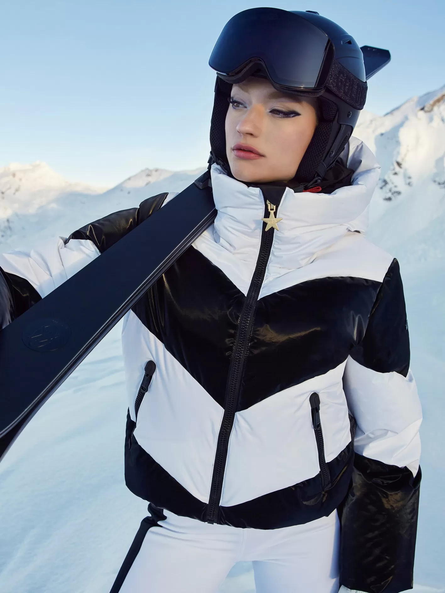 courage_ski_jacket_7-1.webp Goldbergh COURAGE Ski Jacket black/white Clearance