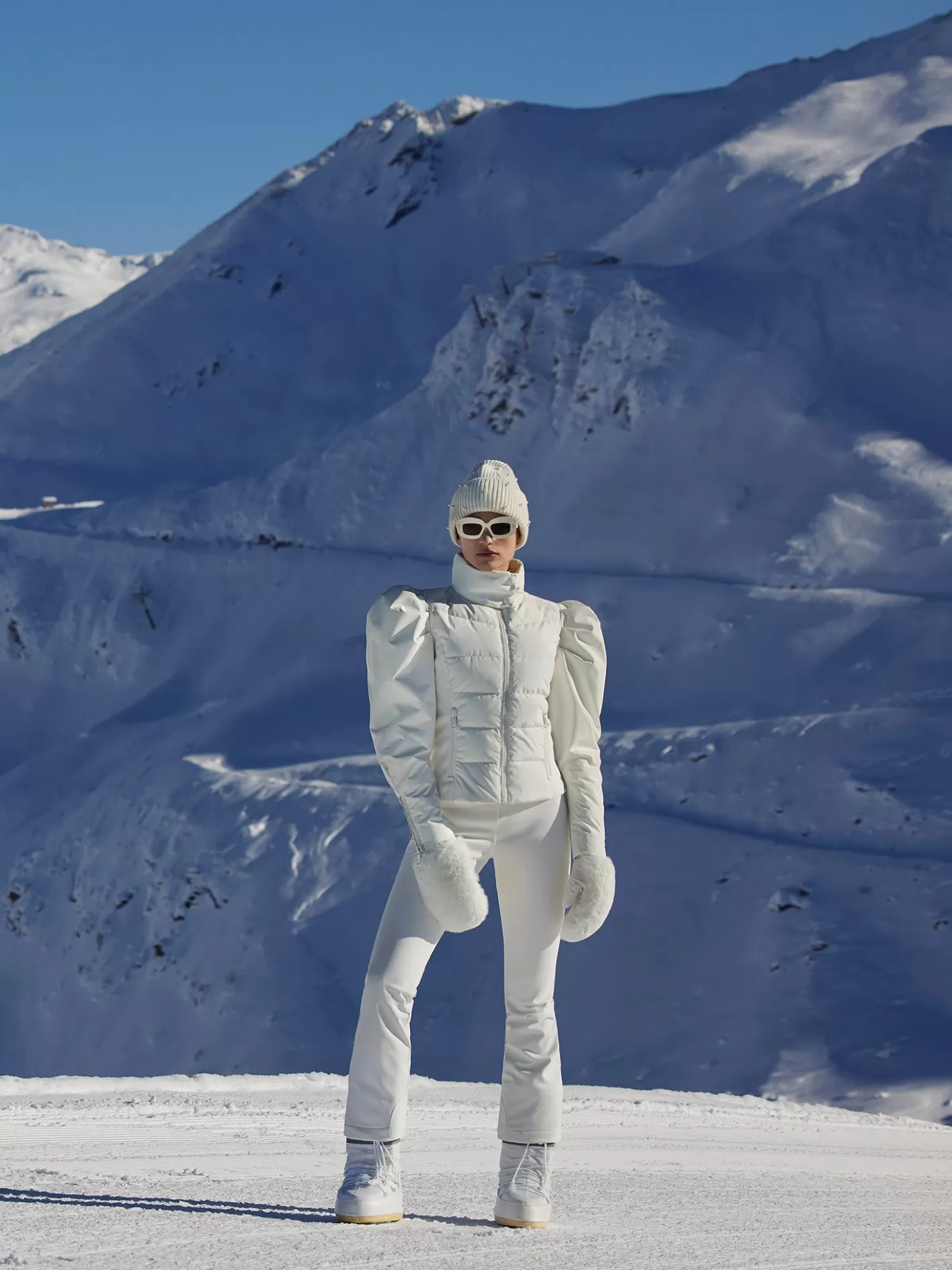 delphine_ski_jacket_7-1.webp Goldbergh DELPHINE Ski Jacket cream Shop