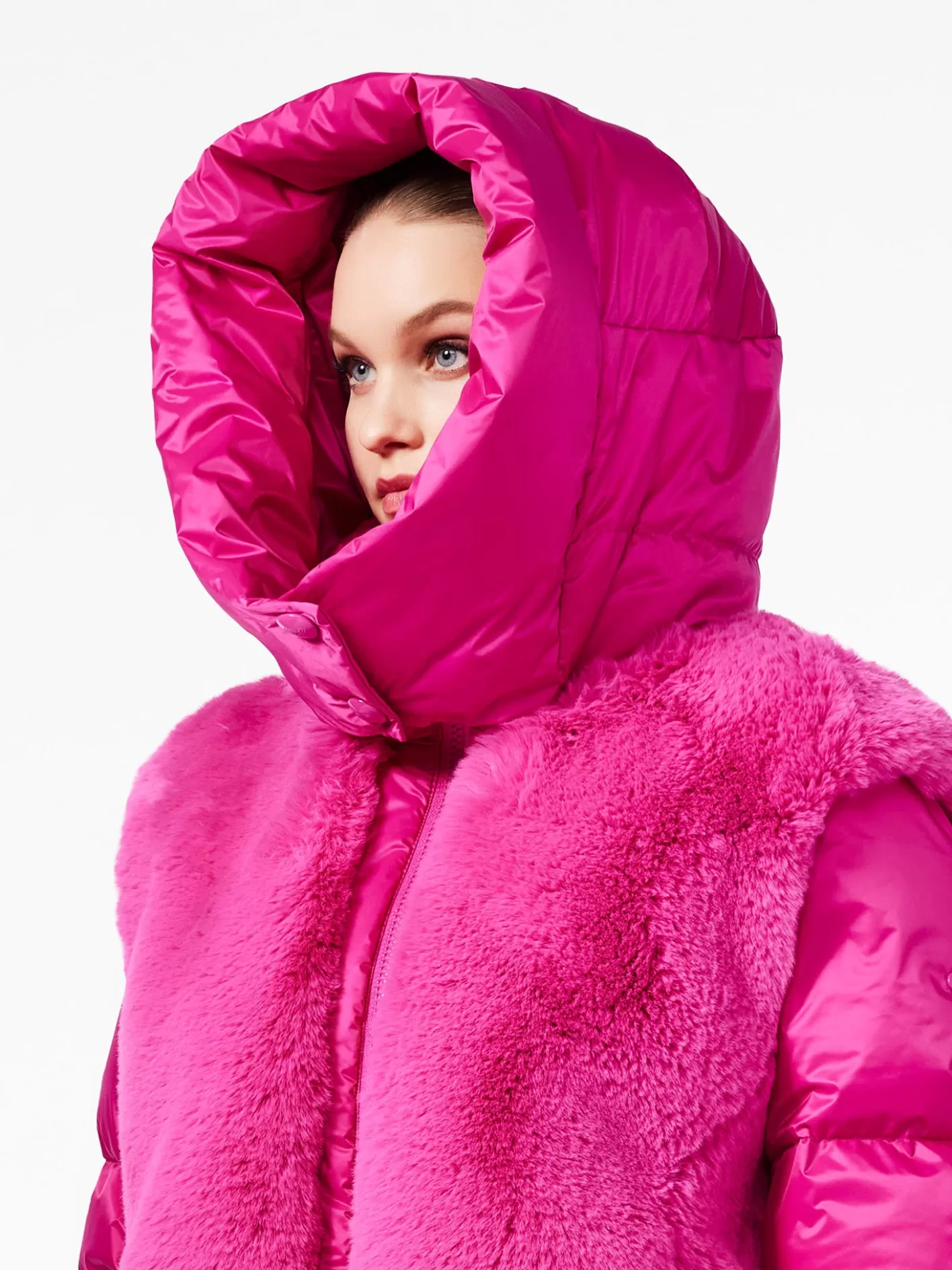 la_reine_ski_jacket_4.webp Goldbergh LA REINE Ski Jacket passion pink Outlet